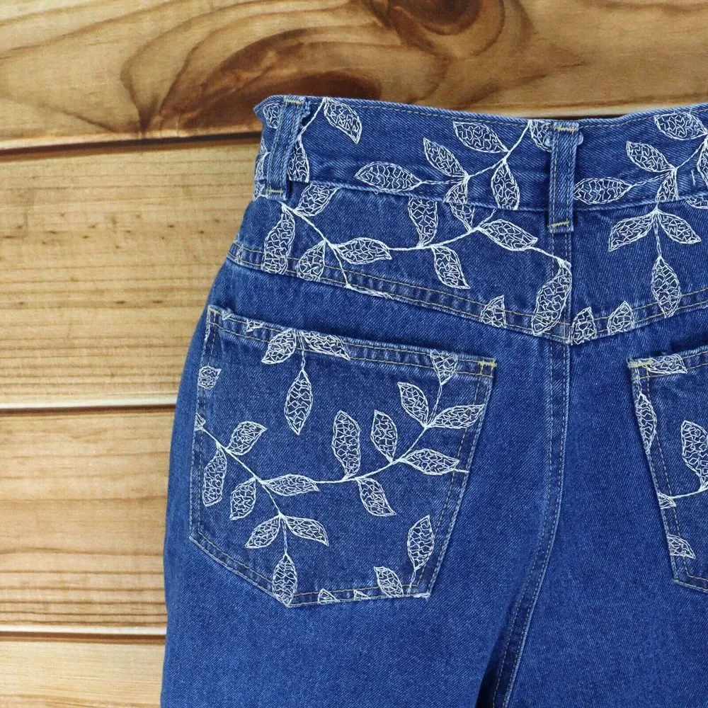 Isabel U.S.A.‎ Jean Shorts Womens Size 12 Blue Denim Embroidered Leaves